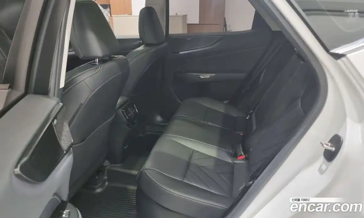 Lexus NX 2025 2.5 вариатор в Москве № 802690, фото 11