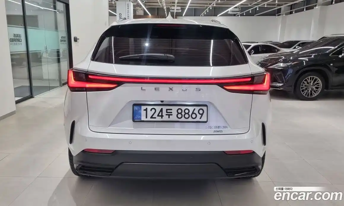 Lexus NX 2025 2.5 вариатор в Москве № 802690, фото 4