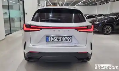 Lexus NX 2025 2.5 вариатор в Москве № 802690, миниатюра 4