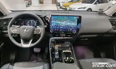 Lexus NX 2025 2.5 вариатор в Москве № 802690, миниатюра 7