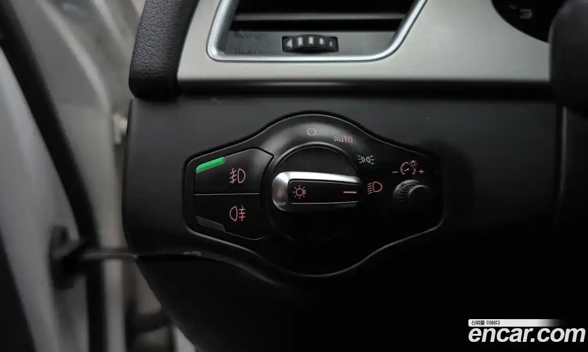 Audi A4 2010 2.0 гидро в Москве № 823392, фото 17
