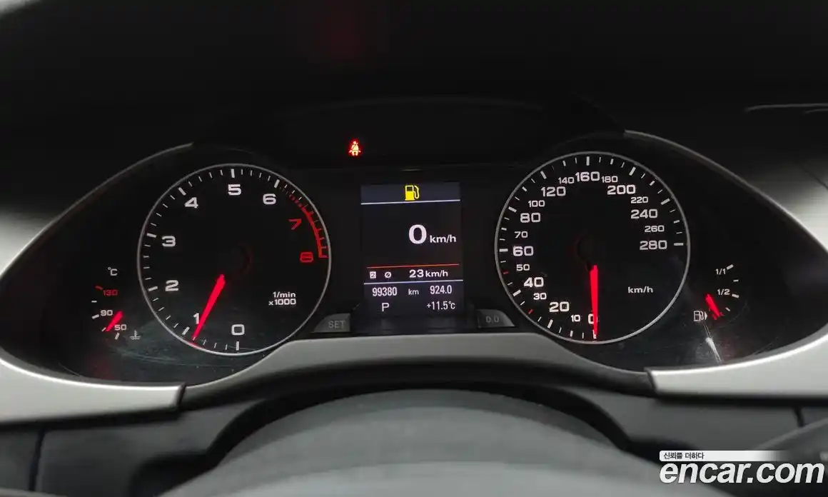 Audi A4 2010 2.0 гидро в Москве № 823392, фото 8