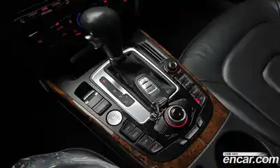 Audi A4 2010 2.0 гидро в Москве № 823392, миниатюра 9
