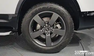 Land Rover Defender 2023 3.0 гидро в Москве № 824717, миниатюра 5