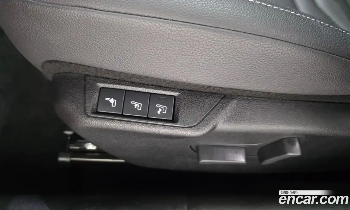 Jeep Avenger 2024 0.1 гидро в Москве № 826370, фото 19