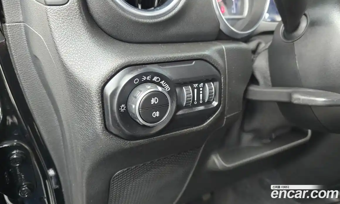 Jeep Wrangler 2020 2.0 гидро в Москве № 826419, фото 18