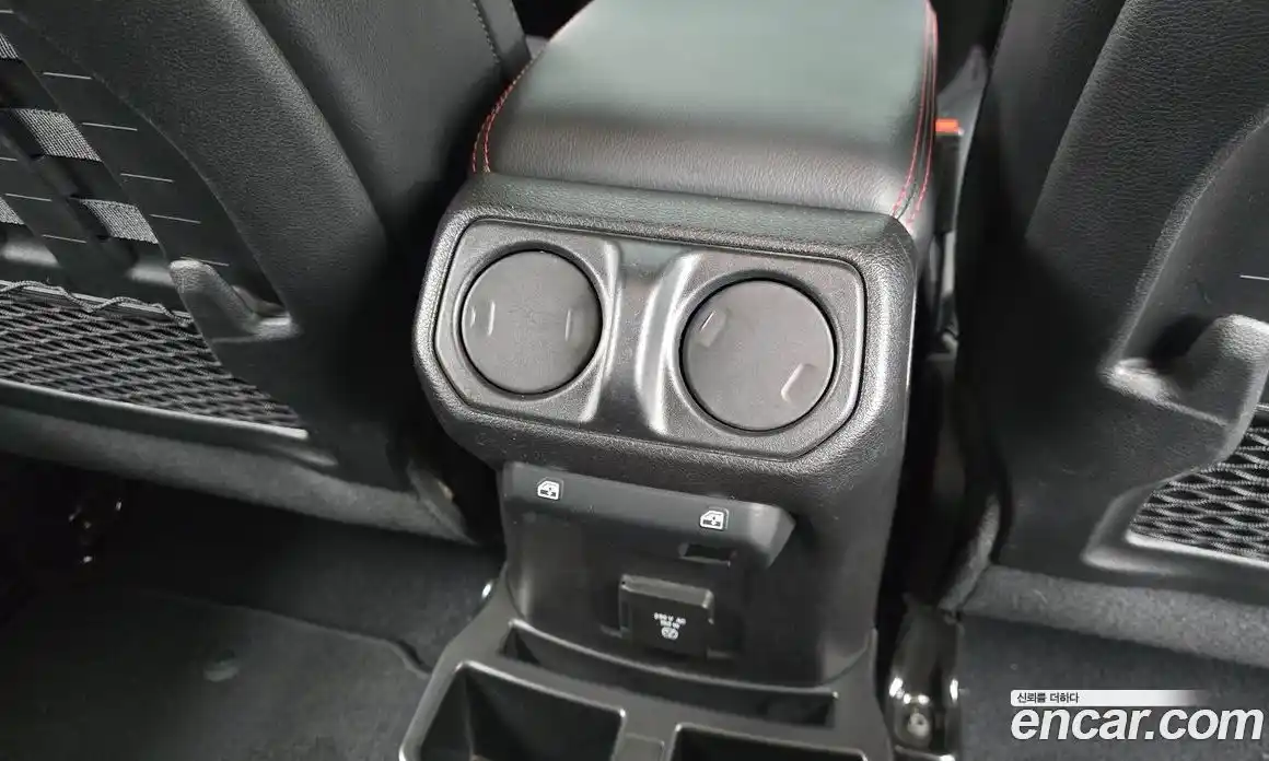 Jeep Wrangler 2020 2.0 гидро в Москве № 826419, фото 19