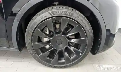 Tesla Model Y 2022 0.2 гидро в Москве № 861850, миниатюра 5
