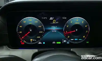Mercedes-Benz E-Class 2022 2.0 гидро, миниатюра 8