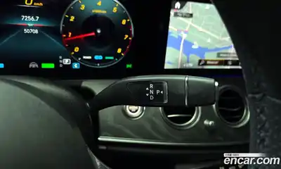 Mercedes-Benz E-Class 2022 2.0 гидро, миниатюра 9