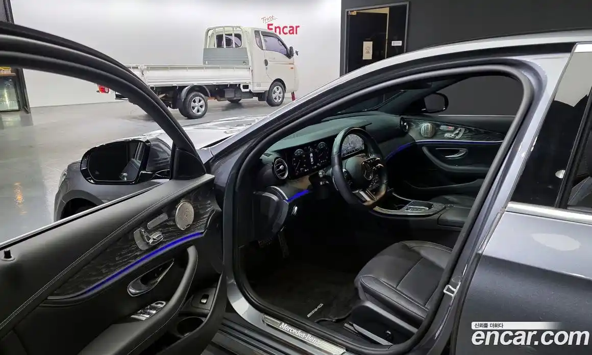 Mercedes-Benz E-Class 2022 2.0 гидро, фото 10