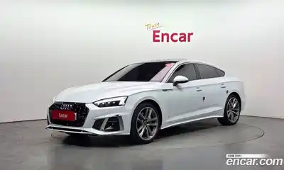 Audi A5 45 TFSI 콰트로 프리미엄 스포트백