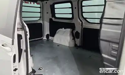 Hyundai Staria 2023 2.2 Автомат в Москве № 926401, миниатюра 11