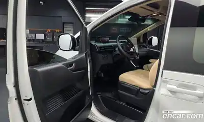 Hyundai Staria 2023 2.2 Автомат в Москве № 926401, миниатюра 10