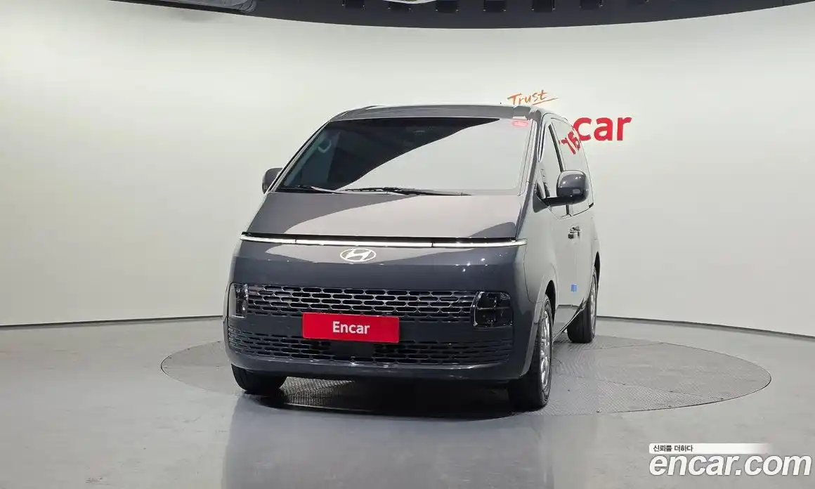 Hyundai Staria 2024 1.6 гидро в Москве, фото 3