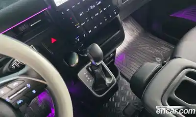 Hyundai Staria 2024 1.6 гидро в Москве, миниатюра 9