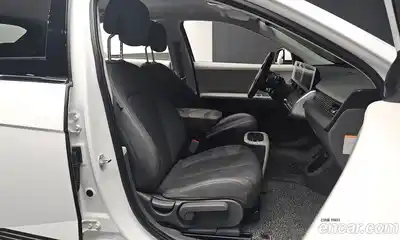 Hyundai Ioniq 5 2023 0.1 Автомат в Москве № 927841, миниатюра 10