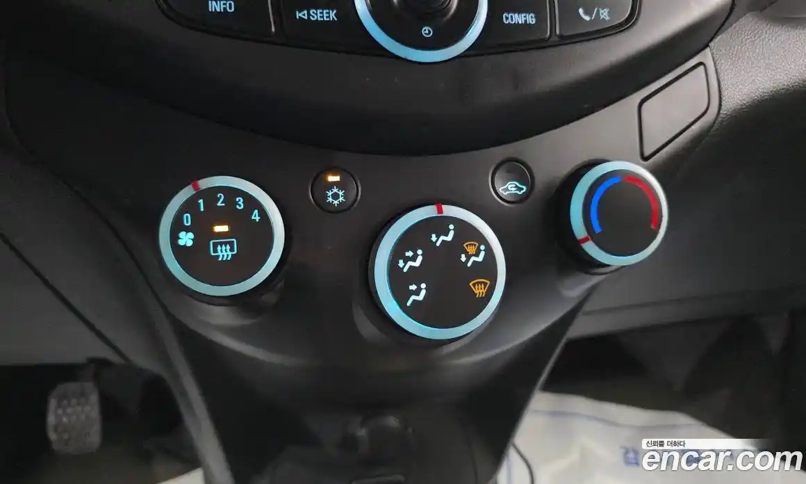 Chevrolet Spark 2013 1.0 механика в Москве № 934550, фото 17