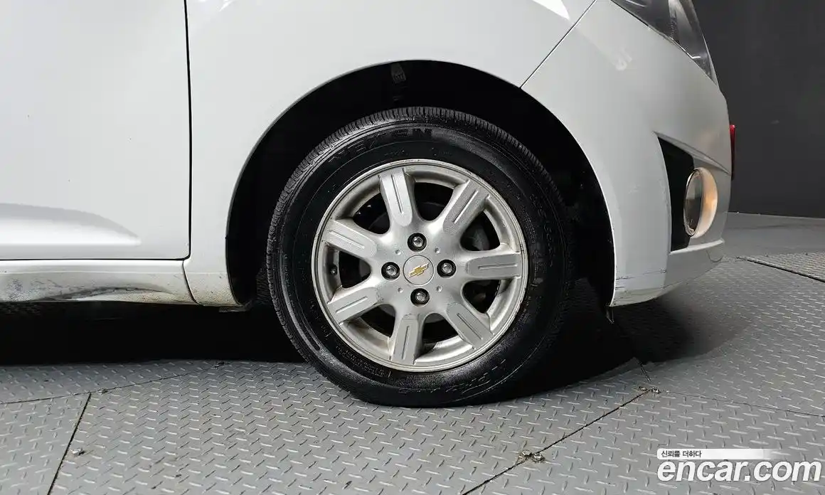 Chevrolet Spark 2011 1.0 гидро в Москве № 935566, фото 5