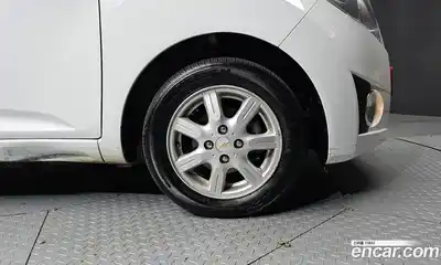 Chevrolet Spark 2011 1.0 гидро в Москве № 935566, миниатюра 5