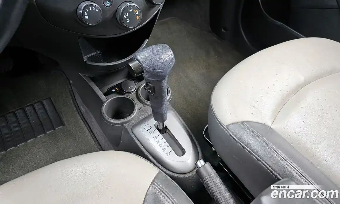 Chevrolet Spark 2011 1.0 гидро в Москве № 935566, фото 9
