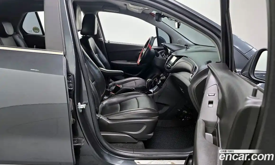 Chevrolet Trax 2017 1.4 гидро в Москве № 936176, фото 10