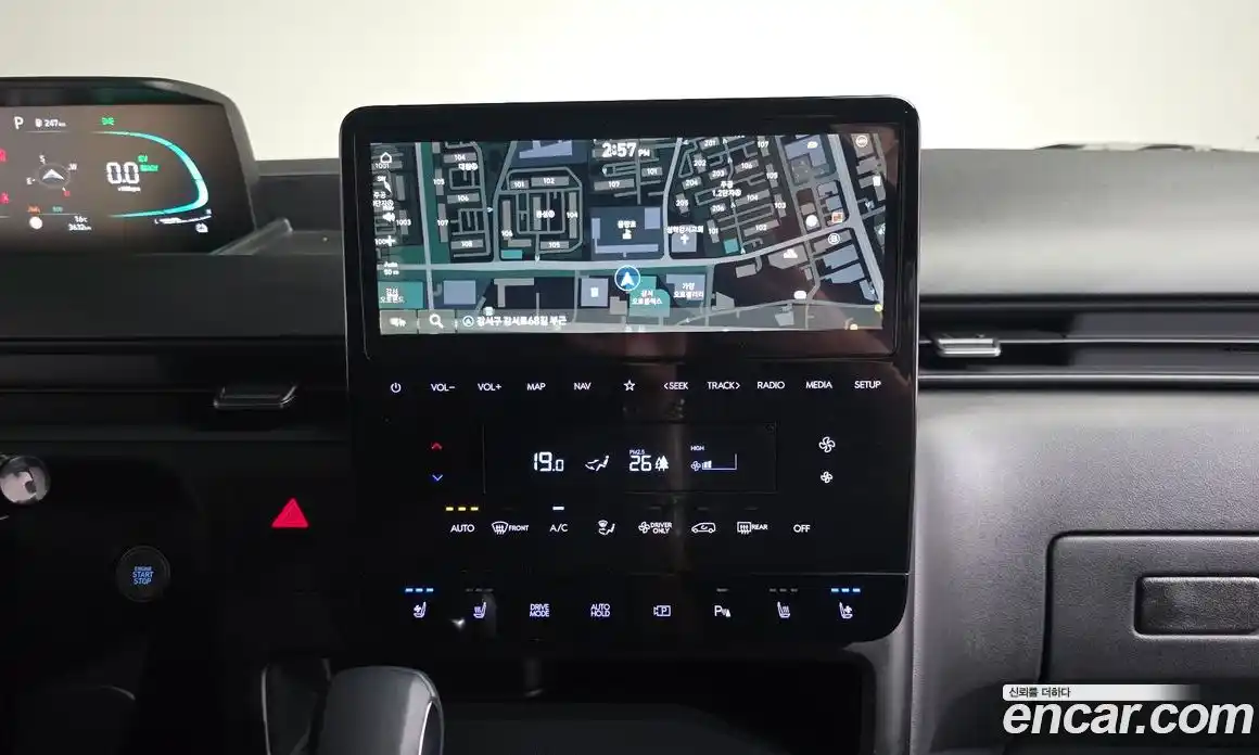 Hyundai Staria 2025 1.6 Автомат в Москве № 967987, фото 13