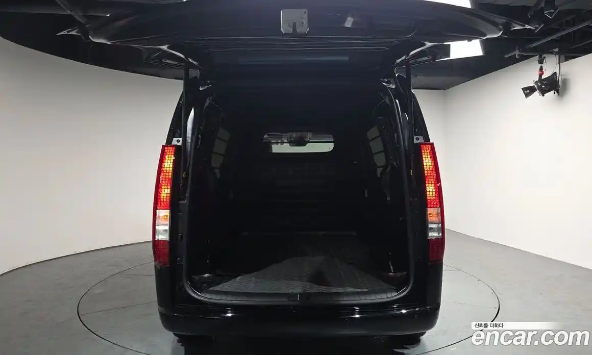 Hyundai Staria 2025 1.6 Автомат в Москве № 967987, фото 19