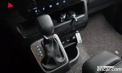 Hyundai Staria 2025 1.6 Автомат в Москве № 967987, миниатюра 8