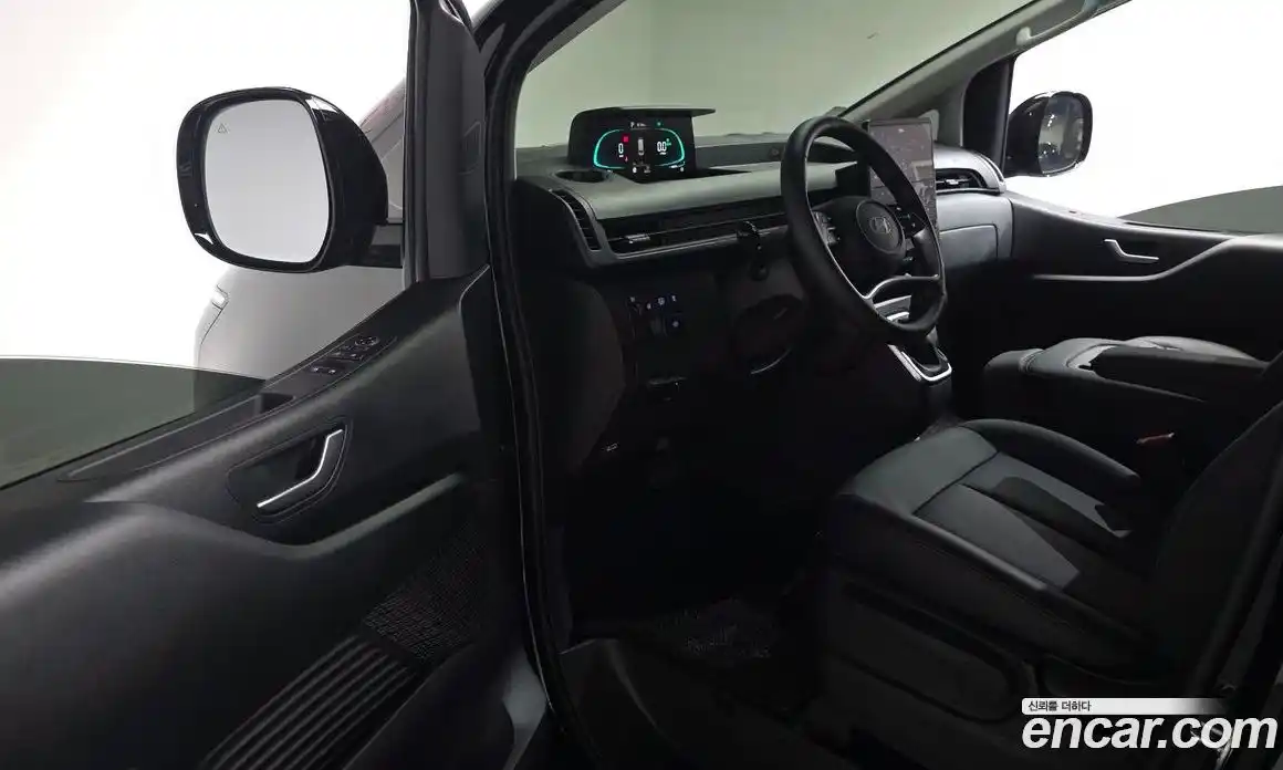 Hyundai Staria 2025 1.6 Автомат в Москве № 967987, фото 10