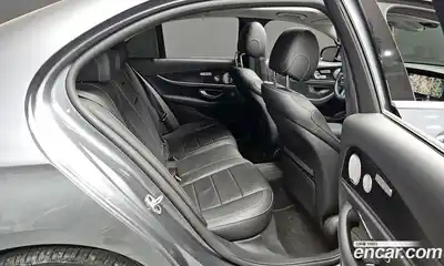 Mercedes-Benz E-Class 2020 2.0 гидро в Москве № 970088, миниатюра 12