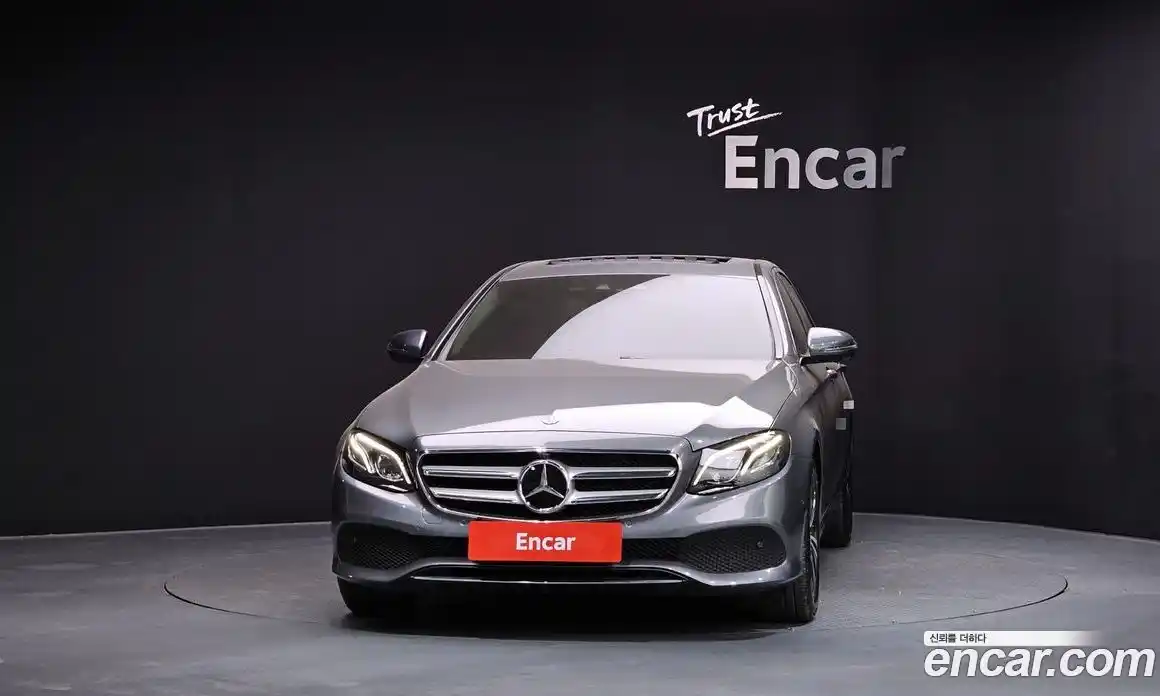 Mercedes-Benz E-Class 2020 2.0 гидро в Москве № 970088, фото 3