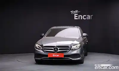 Mercedes-Benz E-Class 2020 2.0 гидро в Москве № 970088, миниатюра 3