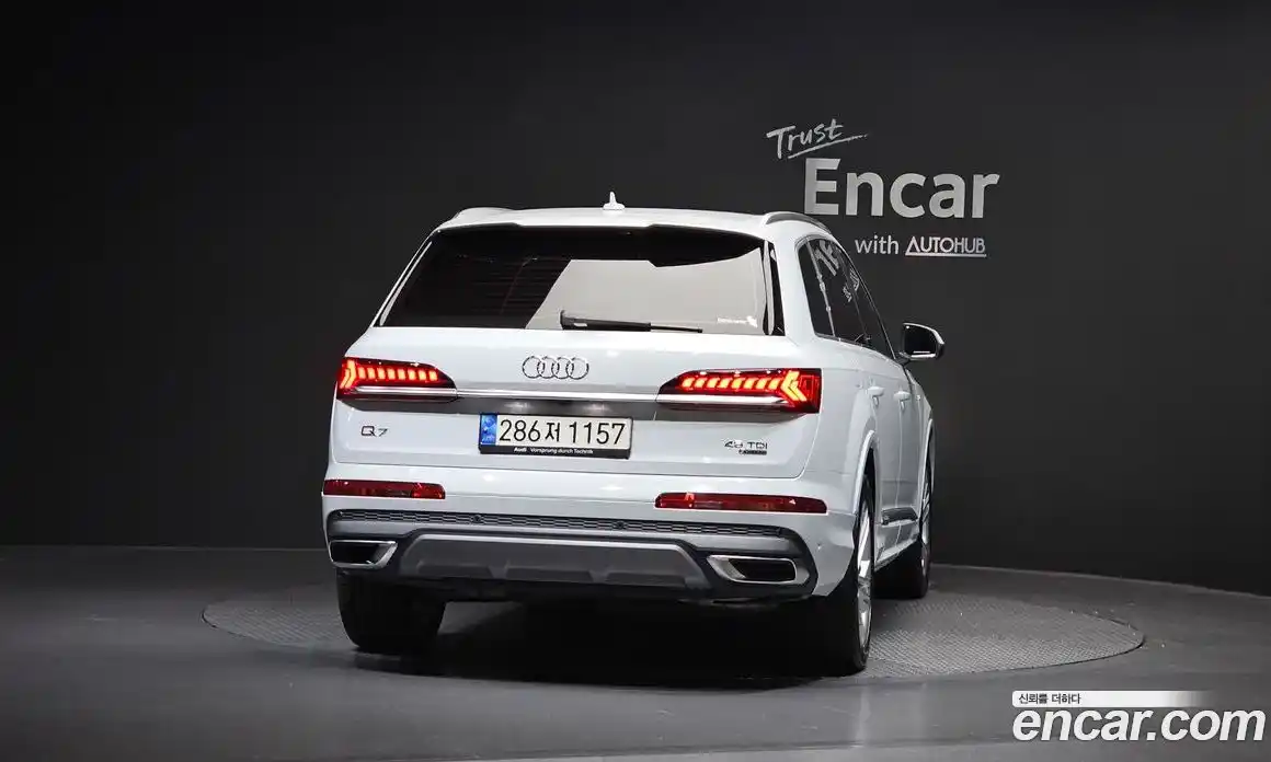 Audi Q7 2021 3.0 гидро в Москве № 970449, фото 4