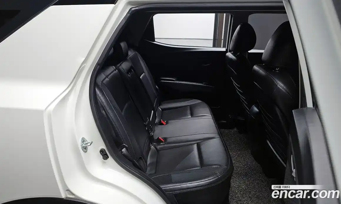 SsangYong TIBOLI 2021 1.5 Автомат в Москве № 973465, фото 11