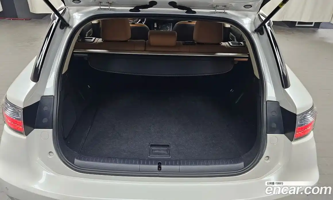 Lexus CT200h 2016 1.8 гидро в Москве № 975917, фото 20