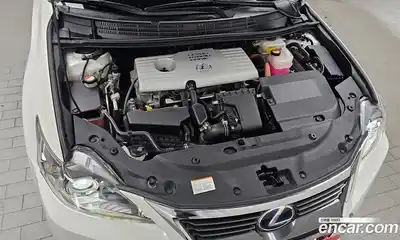 Lexus CT200h 2016 1.8 гидро в Москве № 975917, миниатюра 6