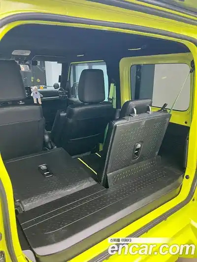 Suzuki Jimny 2021 1.5 механика в Москве № 976687, миниатюра 11