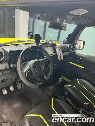 Suzuki Jimny 2021 1.5 механика в Москве № 976687, миниатюра 7
