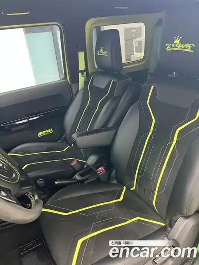 Suzuki Jimny 2021 1.5 механика в Москве № 976687, миниатюра 9