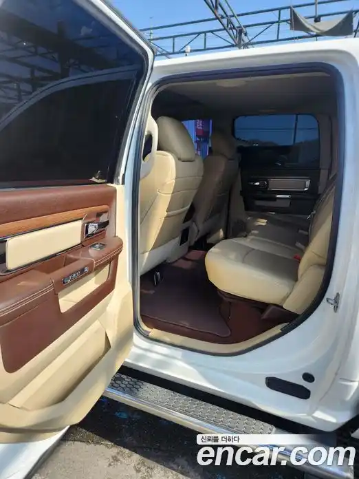 Dodge Ram Pick Up 2014 5.7 гидро в Москве № 976729, фото 18