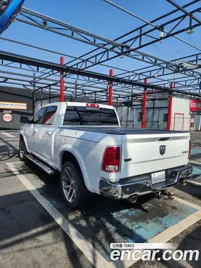 Dodge Ram Pick Up 2014 5.7 гидро в Москве № 976729, миниатюра 2