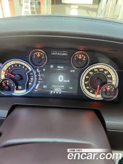 Dodge Ram Pick Up 2014 5.7 гидро в Москве № 976729, миниатюра 8