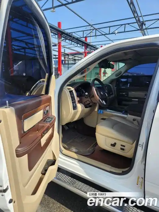 Dodge Ram Pick Up 2014 5.7 гидро в Москве № 976729, фото 10