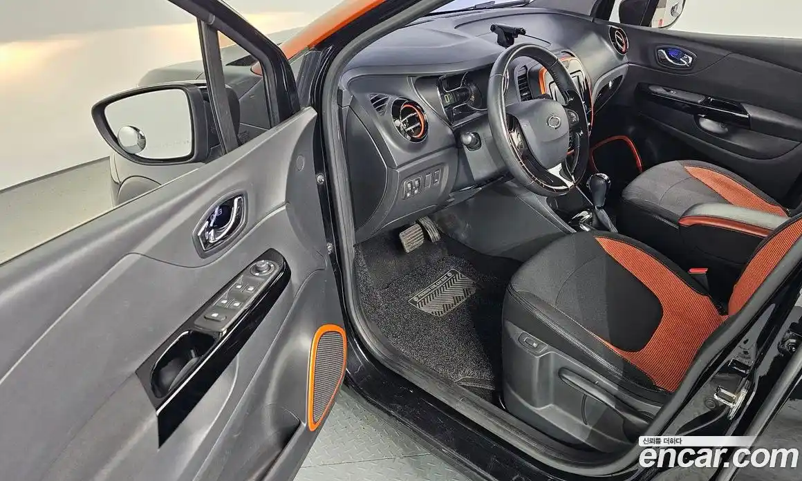 Renault QM3 2015 1.5 Автомат в Москве № 1000407, фото 11