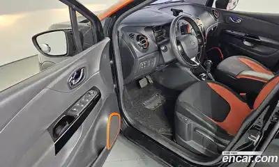 Renault QM3 2015 1.5 Автомат в Москве № 1000407, миниатюра 11