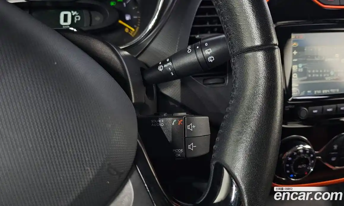 Renault QM3 2015 1.5 Автомат в Москве № 1000407, фото 18