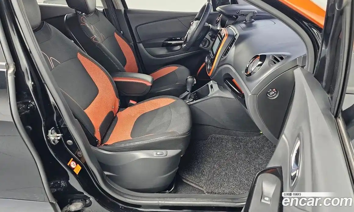 Renault QM3 2015 1.5 Автомат в Москве № 1000407, фото 10