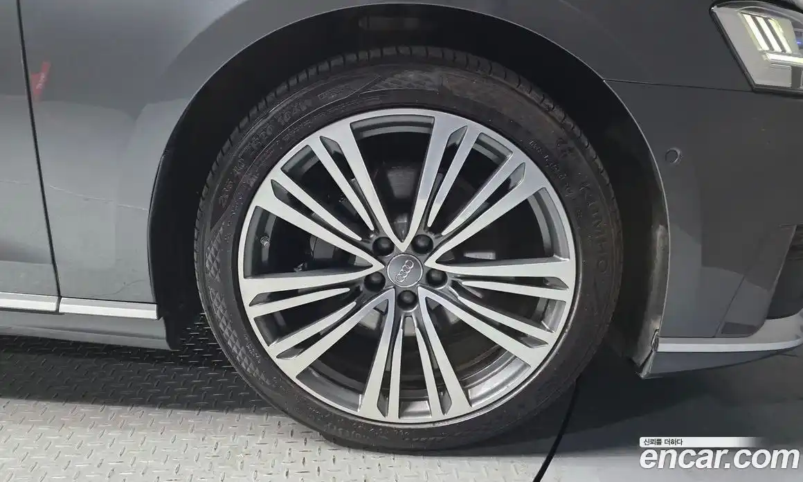 Audi A8 2021 3.0 Автомат в Москве № 1002117, фото 5