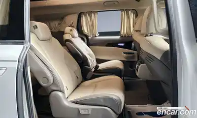 Kia Canival 2022 3.5 Автомат в Москве № 1002686, миниатюра 12